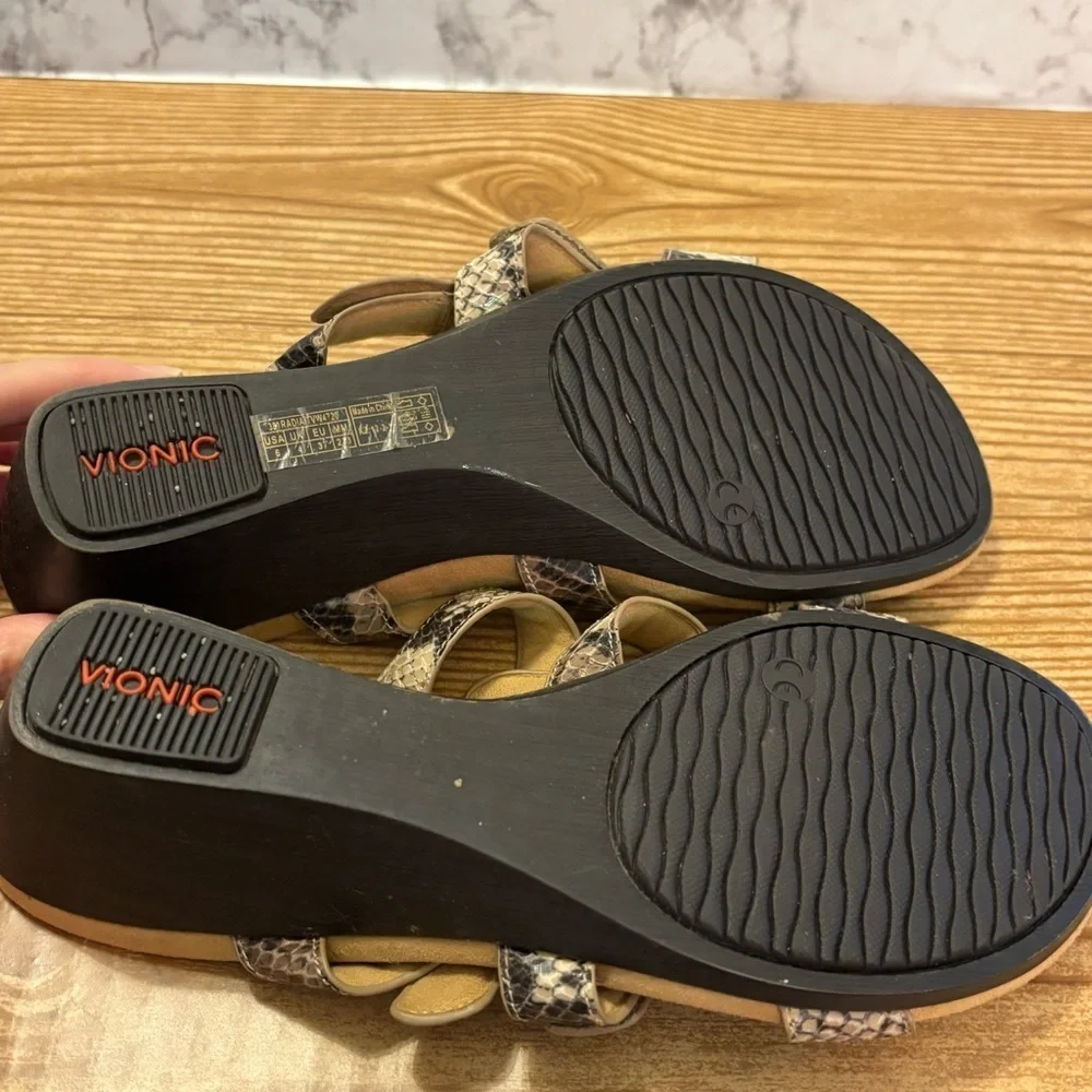 Vionic Orthotic Radia Wedge Sandals Faux Snakeskin Open Tie Size 6 - Picture 6 of 6
